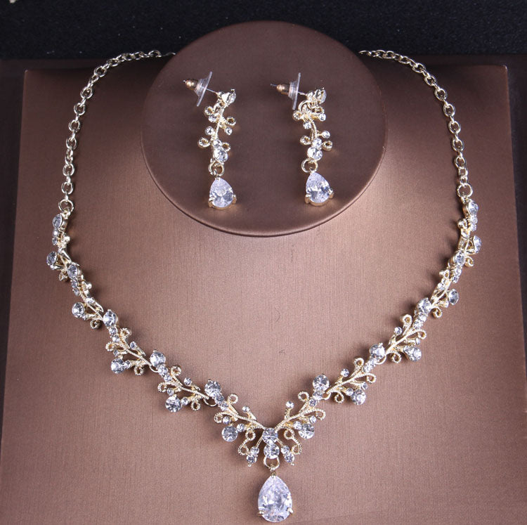Baroque Vintage Gold Crystal Leaf Pearl Costume Jewelry Sets - ONEZINOTTA , jewelery that shines like gold...