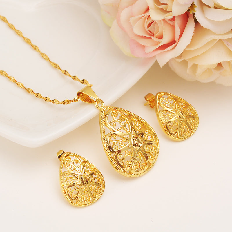 Gold dubi flower hollow Jewelry Sets stud Earrings Pendant necklace - ONEZINOTTA , jewelery that shines like gold...