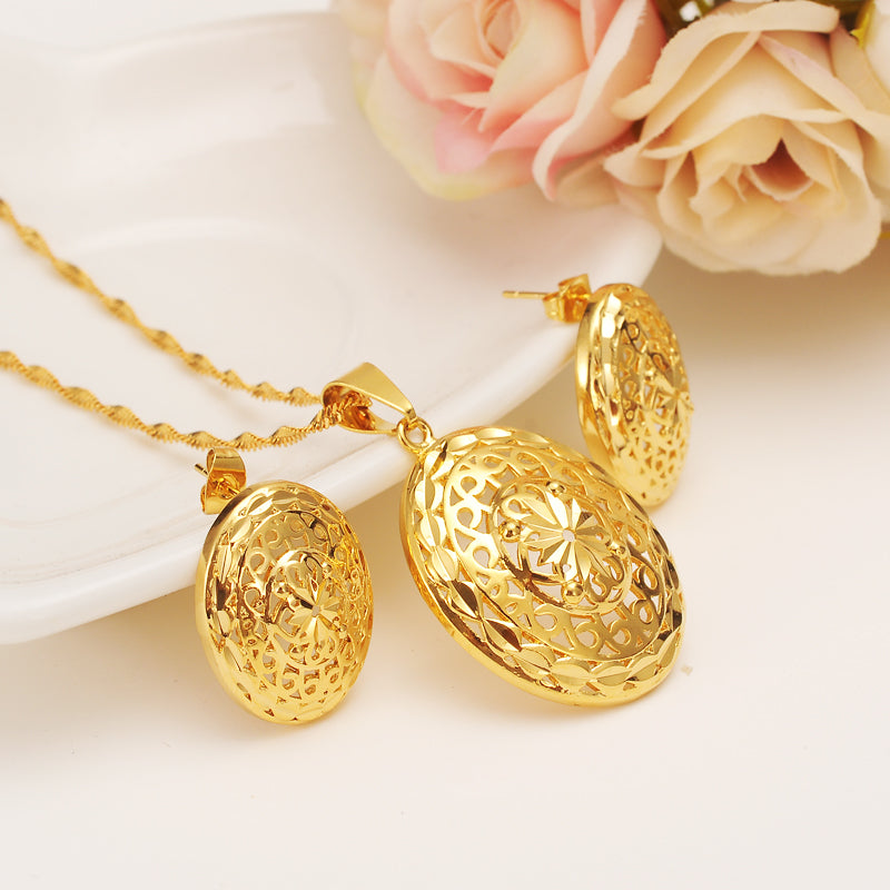 Gold dubi flower round  hollow Jewelry Sets Earrings Pendant necklace - ONEZINOTTA , jewelery that shines like gold...