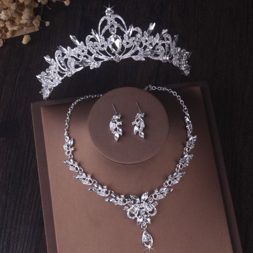 Gorgeous Silver Color Crystal Bridal Jewelry Sets Fashion Tiaras Crown - ONEZINOTTA , jewelery that shines like gold...