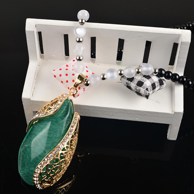 Newest Crystal Necklaces Jewelry Fashion Women Crystal Pendant - ONEZINOTTA , jewelery that shines like gold...
